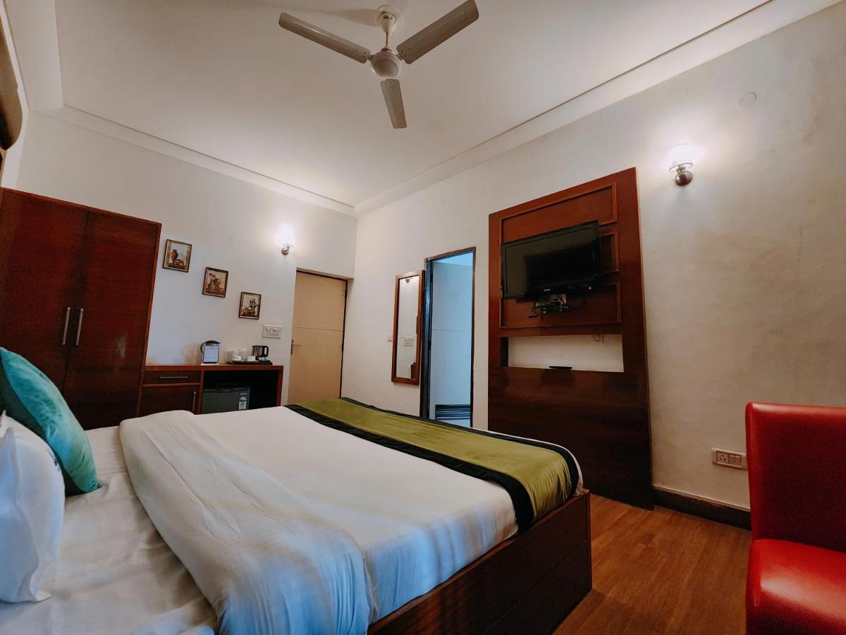 Hotel Bliss Kasauli Zewnętrze zdjęcie