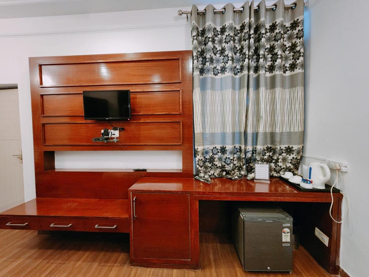 Hotel Bliss Kasauli Zewnętrze zdjęcie